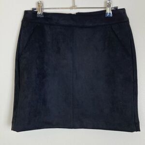 Vero Moda Faux Suede Mini Skirt with Back Zip Size XS (H13)